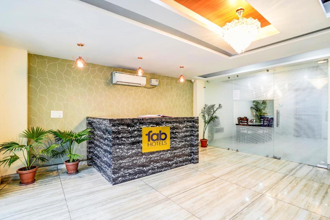 Fabhotel Golf Course Sapphire Gurgaon Extérieur photo