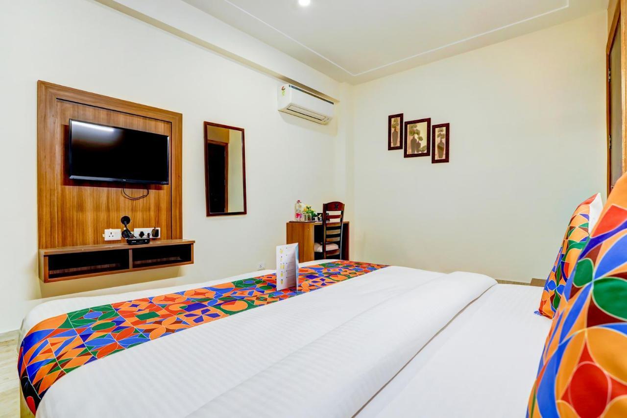 Fabhotel Golf Course Sapphire Gurgaon Extérieur photo